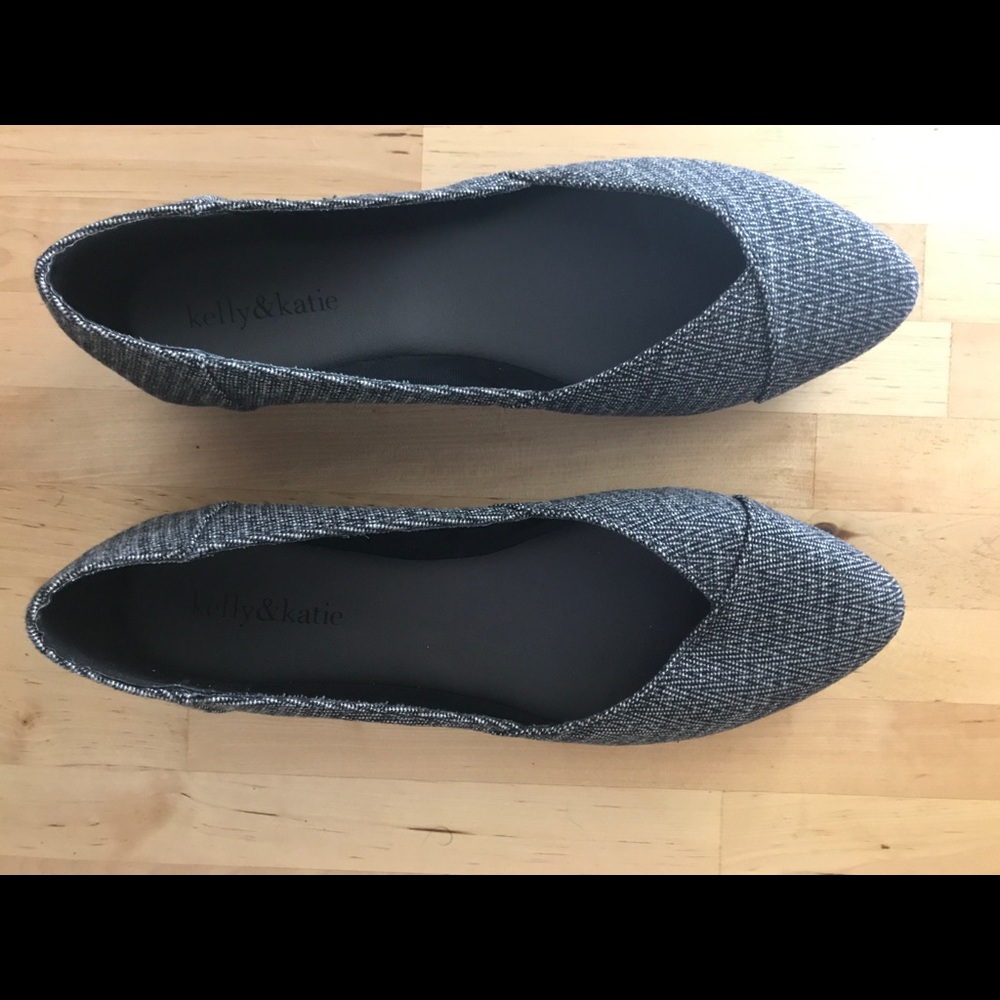 Kelly & Katie Zoe Ballet Flats (Gray) NWOT 8.5